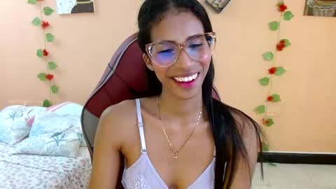 Mara 3 online show from May 4, 1:07 pm