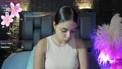 maraa_rivera online show from December 20, 7:21 pm