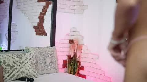  Mara  online show from May 30, 8:39 pm