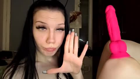 Snapshot of marandawerling chatting on September 9, 6:29 pm Elizaveta online show from September 9, 6:29 pm