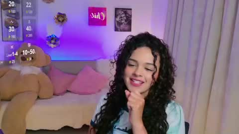 Snapshot of maravelvett chatting on July 2, 3:23 am Mara online show from July 2, 3:23 am