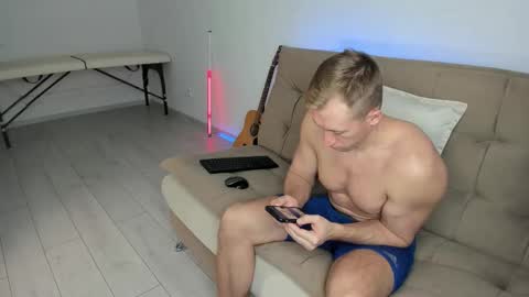 alex marvelxx online show from November 5, 9:31 am