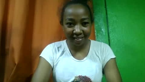 Snapshot of marcela699987 chatting on July 3, 2:51 am marcela699987 online show from July 3, 2:51 am