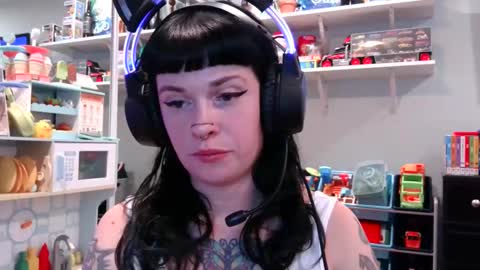 Snapshot of marcelinealtaria chatting on February 26, 2:59 am MarcelineAltaria online show from February 26, 2:59 am