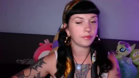 Snapshot of marcelinealtaria chatting on September 15, 3:28 am MarcelineAltaria online show from September 15, 3:28 am