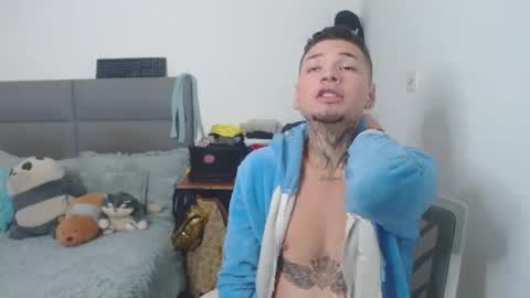 Snapshot of marcelo_m1lk chatting on September 9, 9:58 pm marcelo_m1lk online show from September 9, 9:58 pm