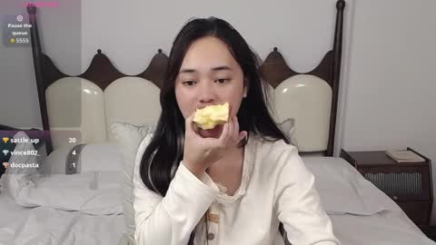 Lena online show from December 17, 9:54 pm