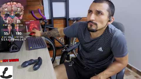 Marck  Independent model  online show from March 17, 1:10 am