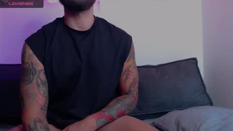 marco_allison43 online show from December 28, 4:30 pm