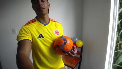 Marco online show from June 11, 2:37 pm