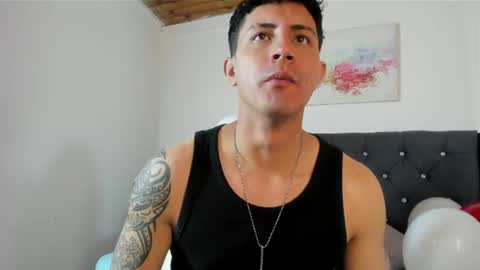 marcos_vieyra online show from June 18, 8:13 pm
