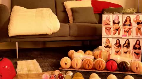 Marc online show from November 30, 1:42 am