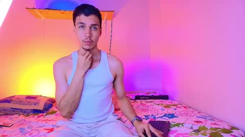 Marcus Hanks online show from November 21, 5:50 am