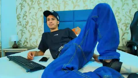 marcus_jeron online show from October 25, 3:58 am