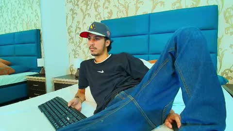 marcus_jeron online show from November 20, 11:15 pm