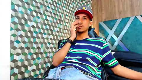 marcus_jeron online show from December 14, 10:03 pm