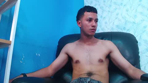 marcus_jeron online show from May 14, 9:21 pm
