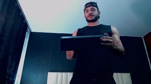 marcus_lafourt online show from December 9, 11:24 pm
