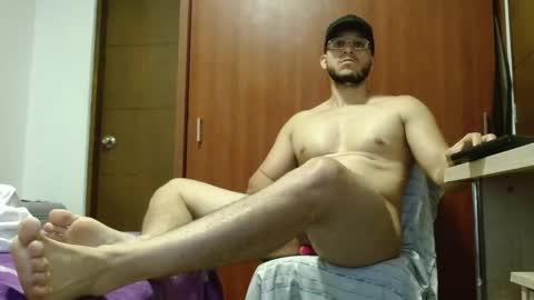 Snapshot of marcusmilarc chatting on October 9, 11:58 pm   online show from October 9, 11:58 pm