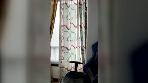 Snapshot of marcuswildx chatting on December 4, 12:36 pm marcus online show from December 4, 12:36 pm