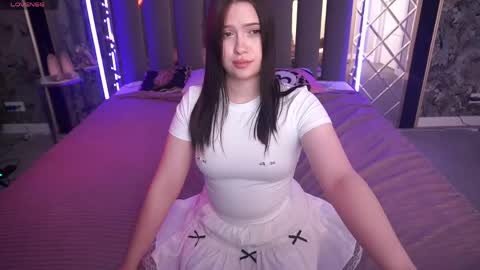 margaritagrey online show from May 22, 6:57 pm