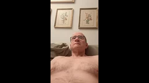 Snapshot of marginalie chatting on February 22, 4:02 am marginalie online show from February 22, 4:02 am