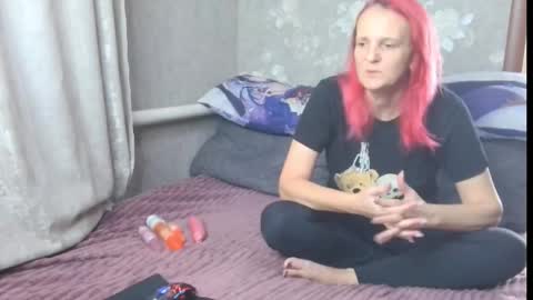 Snapshot of margo_and_alexxxlev chatting on September 21, 7:10 am Margo and Alex online show from September 21, 7:10 am