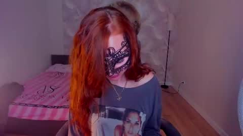 Snapshot of margo_kellly chatting on June 27, 10:26 pm Margo Kellly online show from June 27, 10:26 pm
