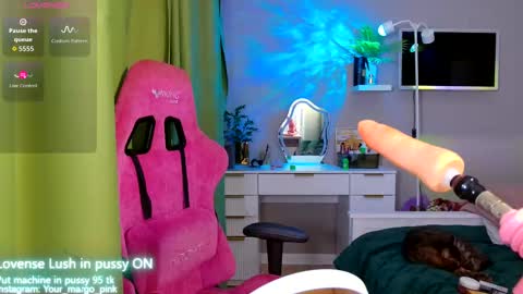 Snapshot of margohotty chatting on October 4, 4:43 am Margo for you   online show from October 4, 4:43 am