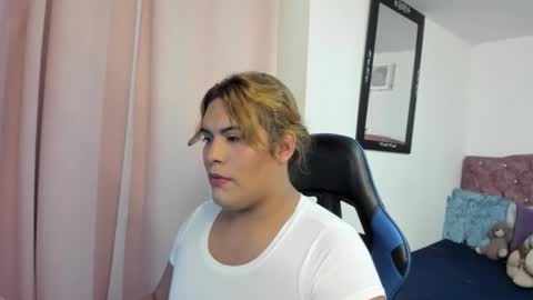 Snapshot of margoth_montilla chatting on February 3, 1:15 am margoth_montilla online show from February 3, 1:15 am