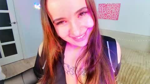 Margo online show from December 5, 3:09 pm