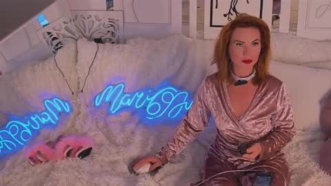 Snapshot of mari69juana chatting on October 24, 6:10 am mari69juana online show from October 24, 6:10 am