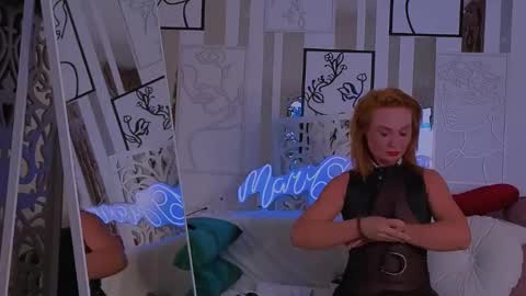 Snapshot of mari69juana chatting on November 17, 6:14 pm mari69juana online show from November 17, 6:14 pm