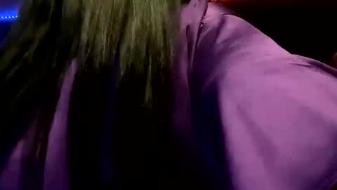 Mari Bee online show from March 7, 7:49 am