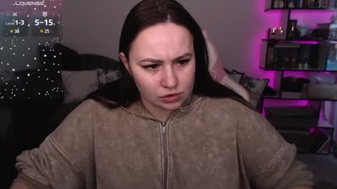 Snapshot of mari_moore7 chatting on February 8, 8:20 am mari moore online show from February 8, 8:20 am