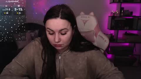 Snapshot of mari_moore7 chatting on February 14, 5:25 pm mari moore online show from February 14, 5:25 pm