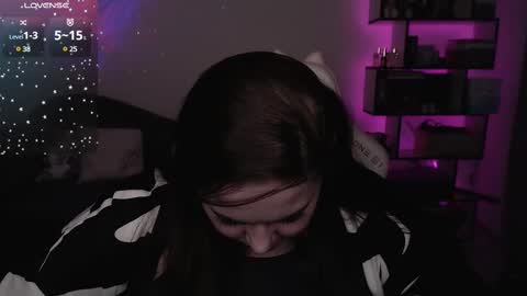 Snapshot of mari_moore7 chatting on March 4, 5:00 am mari moore online show from March 4, 5:00 am