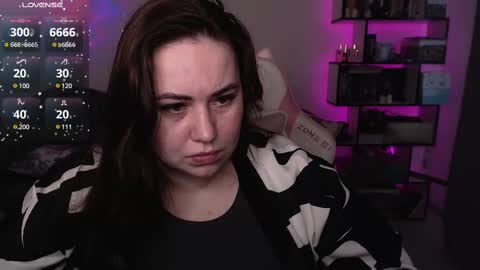 Snapshot of mari_moore7 chatting on March 6, 7:03 am mari moore online show from March 6, 7:03 am