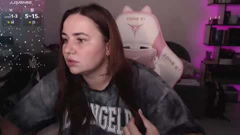 Snapshot of mari_moore7 chatting on September 19, 7:21 am mari moore online show from September 19, 7:21 am