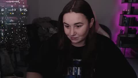 Snapshot of mari_moore7 chatting on October 25, 6:43 am mari moore online show from October 25, 6:43 am