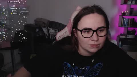 Snapshot of mari_moore7 chatting on October 31, 9:10 am mari moore online show from October 31, 9:10 am