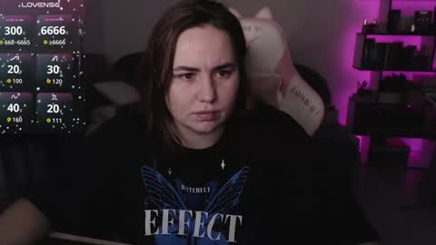 Snapshot of mari_moore7 chatting on November 29, 6:49 am mari moore online show from November 29, 6:49 am