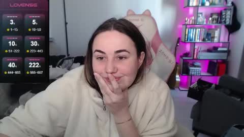 mari moore online show from March 23, 7:23 am