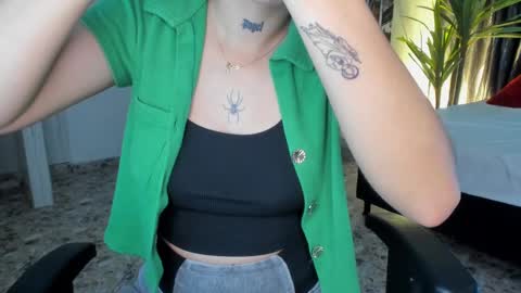 Snapshot of mari_salgado chatting on September 30, 11:59 am mari_salgado online show from September 30, 11:59 am