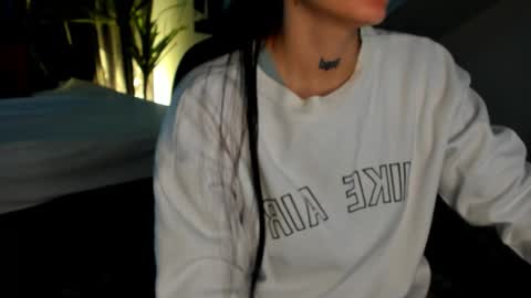 Snapshot of mari_salgado chatting on October 10, 11:09 am mari_salgado online show from October 10, 11:09 am