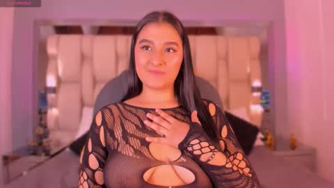  MARIA  online show from December 17, 6:47 pm