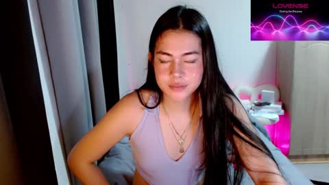 ITS YOUR GIRL MARIA FOXX18 online show from December 17, 7:25 am