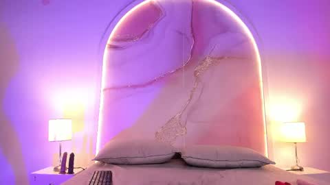 Maria  online show from April 18, 11:36 am