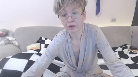 Mari online show from April 5, 5:59 am