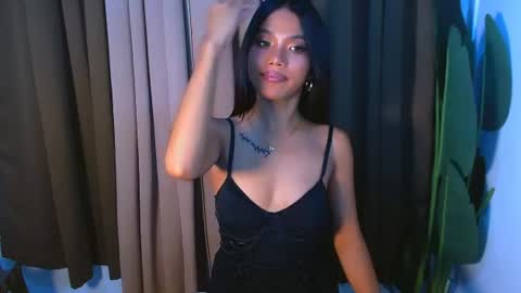 maria_mercides online show from July 17, 2:24 pm